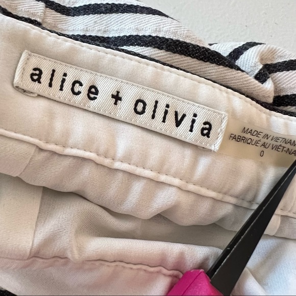 Alice and Olivia Knee Length Striped Skirt - Picture 8 of 12